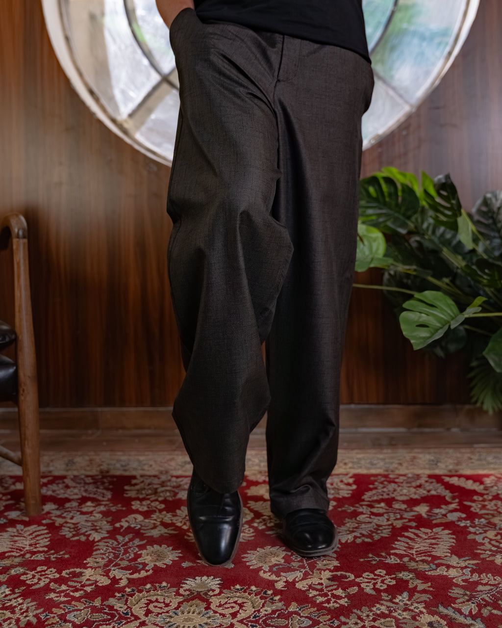 AUREL TEXTURED GRAY TROUSER